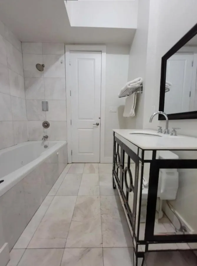 Luxurious Apartment With Backyard And Jacuzzi New York 0*,  États-Unis